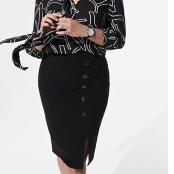 NWOT New York Clothing Co. NYCC Black Skirt Size L Elastic Waist - Picture 2 of 10